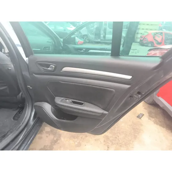 Guarnecido Puerta Trasera Derecha para Renault Megane Iv Sport Tourer (K9A/M/N_)