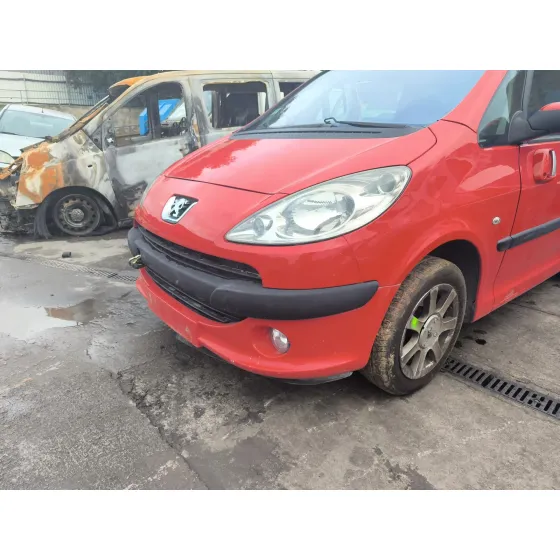 Paragolpes Delantero para Peugeot 1007 (Km_)