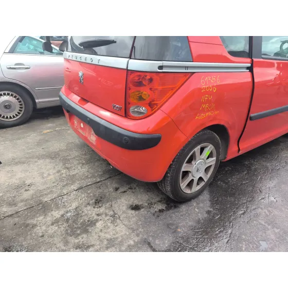 Paragolpes Trasero para Peugeot 1007 (Km_)