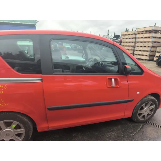 Puerta Delantera Derecha para Peugeot 1007 (Km_)