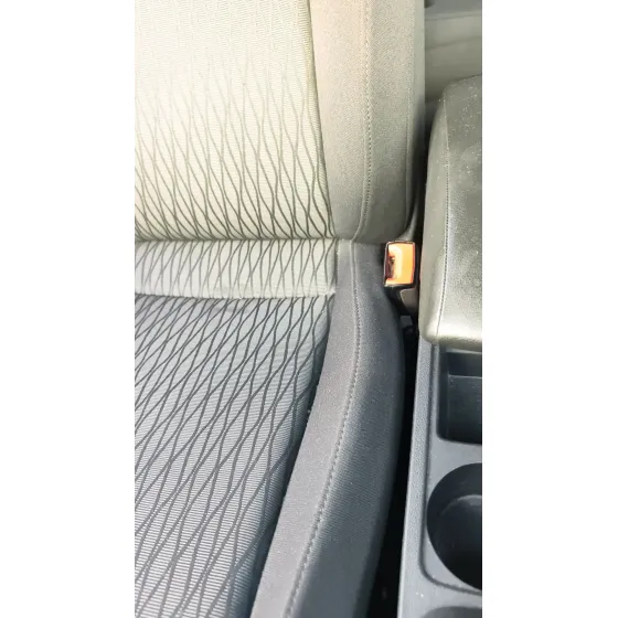 Enganche Cinturon Delantero Derecho para Seat Leon (5F1)