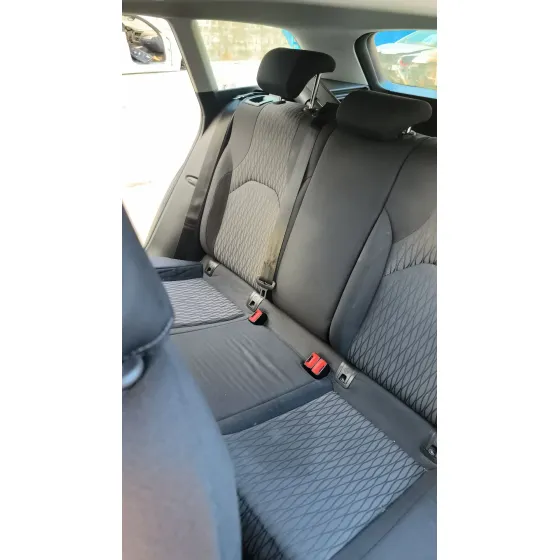 Enganche Cinturon Trasero Derecho para Seat Leon (5F1)