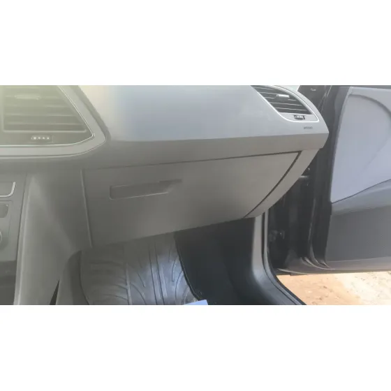 Guantera para Seat Leon (5F1)
