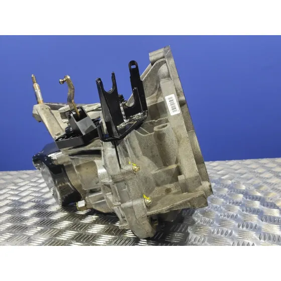 Caja Cambios para Nissan Micra (K12E)