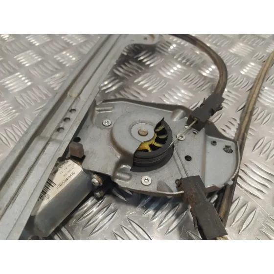 Elevalunas Delantero Derecho para Peugeot 1007