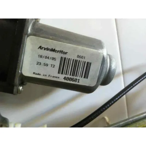 Elevalunas Trasero Izquierdo para Nissan Primera Berlina (P12)