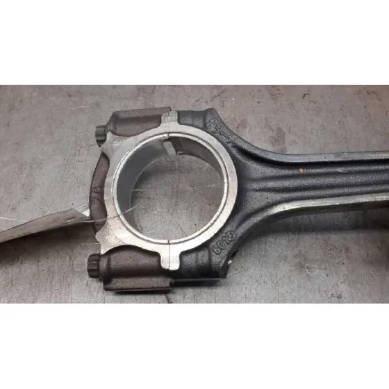 Piston para Mercedes-Benz Sprinter (W901,W904) Caja Cerr.