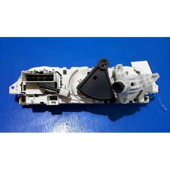 Mando Calefaccion / Aire Acondicionado para Ford Focus Berlina (Cap)