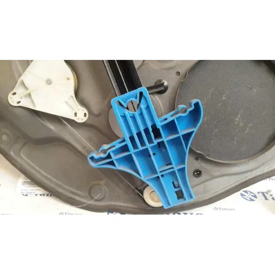 Elevalunas Trasero Derecho para Volkswagen Bora Berlina (1J2)