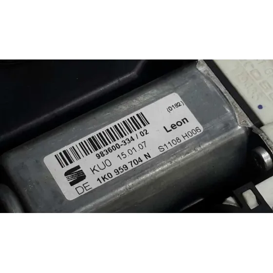 Elevalunas Trasero Derecho para Seat Leon (1P1)