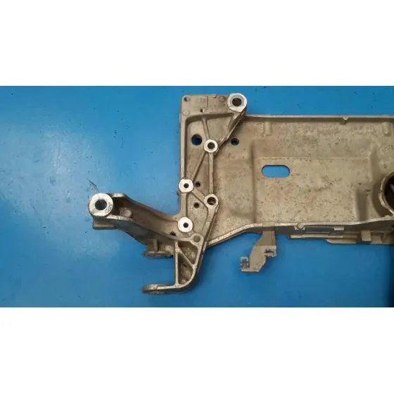 Puente Delantero para Volkswagen Scirocco (137)