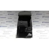 Guantera Central Delantera para Volkswagen Scirocco (137)