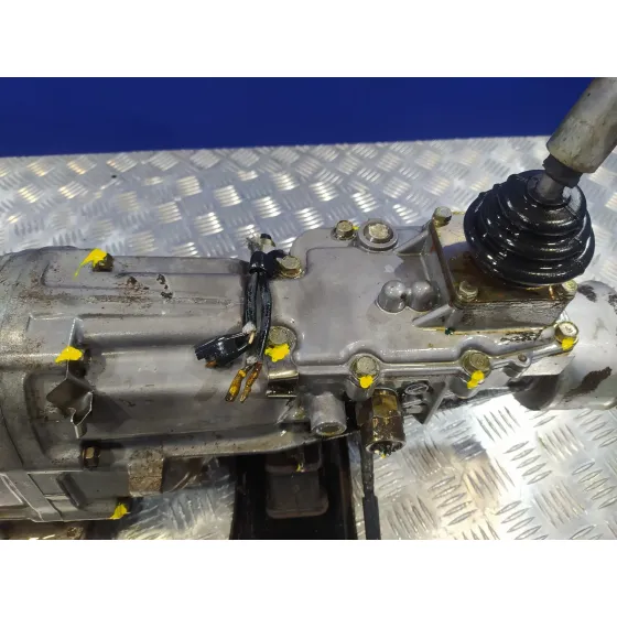 Caja Cambios para Mitsubishi L 300 (P00)