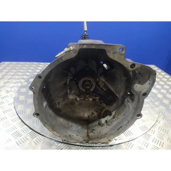 Caja Cambios para Mitsubishi L 300 (P00)