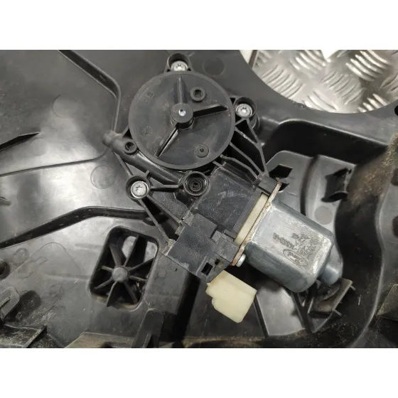 Elevalunas Delantero Derecho para Ford Fiesta (Cb1)