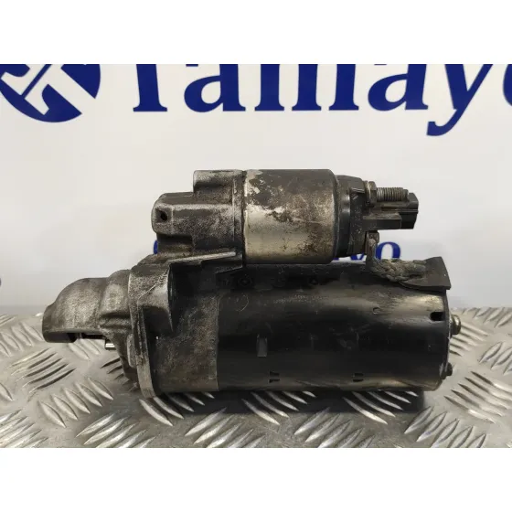 Motor Arranque para Audi A6 Avant (4F5)