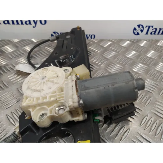 Elevalunas Delantero Derecho para Mercedes-Benz Clase E (W211) Berlina