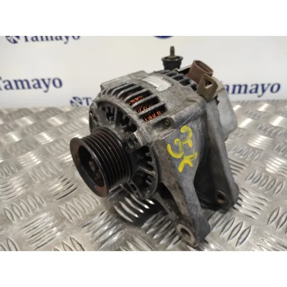 Alternador para Toyota Corolla Verso (E12)