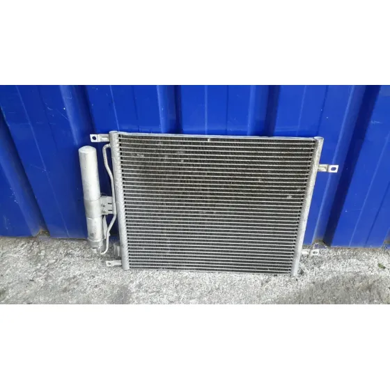 Condensador / Radiador Aire Acondicionado para Nissan Note (E11E)