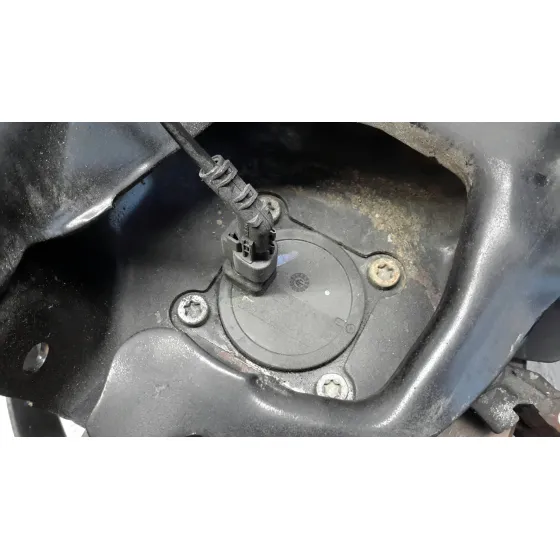 Mangueta Trasera Izquierda para Volvo C30