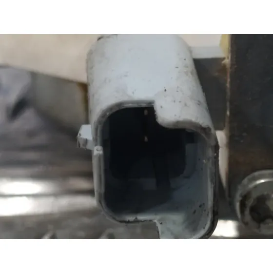 Elevalunas Delantero Izquierdo para Nissan Micra (K12E)