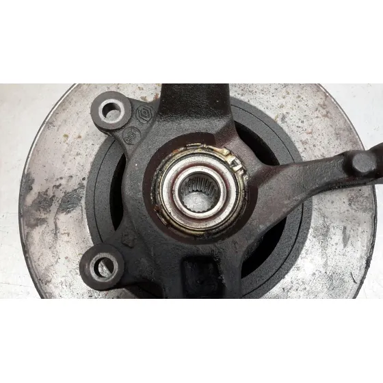 Mangueta Delantera Derecha para Nissan Micra (K12E)