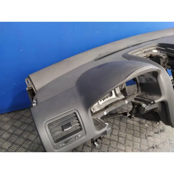 Salpicadero para Volkswagen Golf V Berlina (1K1)