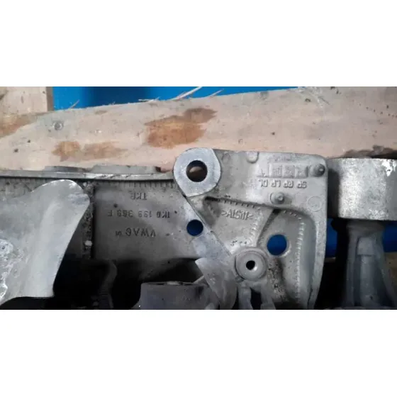 Subchasis Delantero para Seat Leon (1P1)