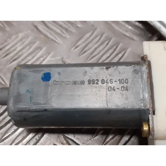Elevalunas Trasero Izquierdo para Toyota Avensis Berlina (T25)