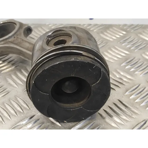 Piston para Volvo S60 Berlina