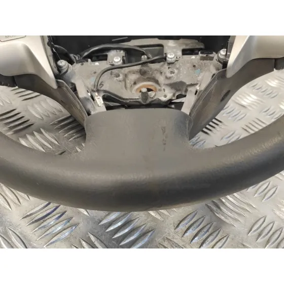 Volante para Toyota Auris
