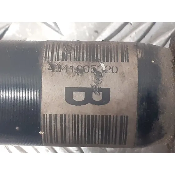 Transmision Delantera Derecha para Toyota Corolla Verso (R1)