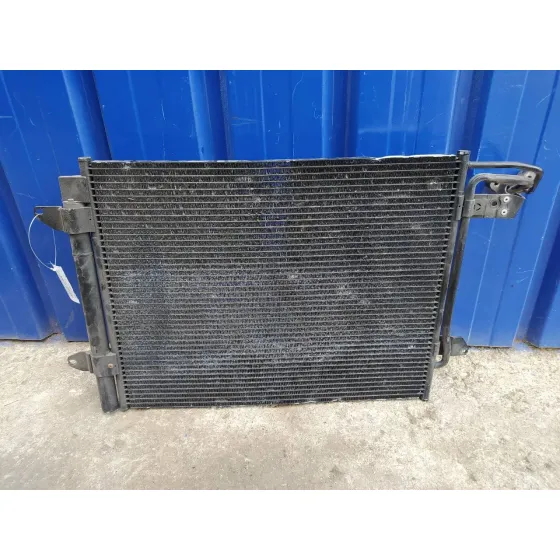 Condensador / Radiador Aire Acondicionado para Volkswagen Touran (1T2)