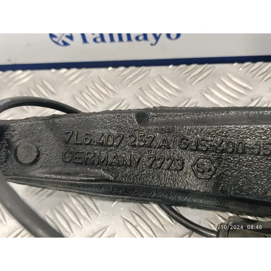 Mangueta Delantera Izquierda para Volkswagen Touareg (7L6)