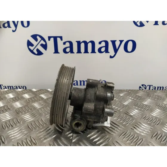 Bomba Direccion para Audi A4 Berlina (8E)
