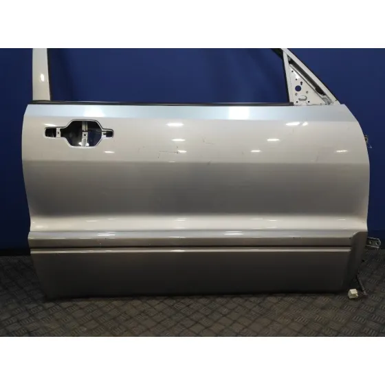 Puerta Delantera Derecha para Mitsubishi Montero (V60/V70)