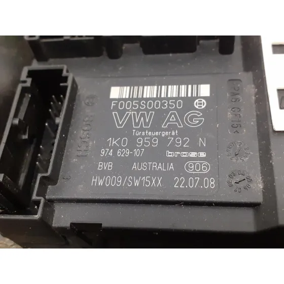 Elevalunas Delantero Derecho para Volkswagen Passat Berlina (3C2)