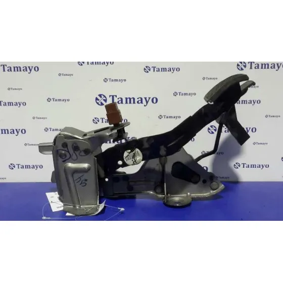 Pedal Freno para Nissan Qashqai (J10)