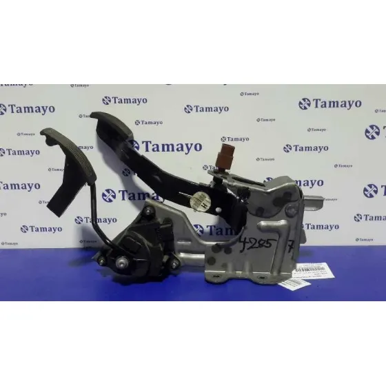 Pedal Freno para Nissan Qashqai (J10)