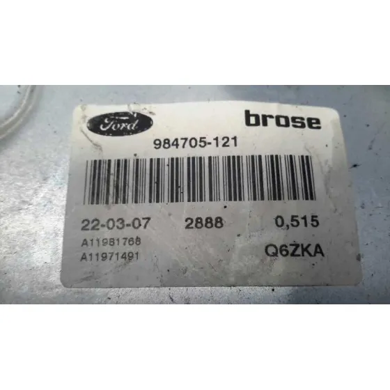 Elevalunas Delantero Derecho para Ford Focus Berlina (Cap)