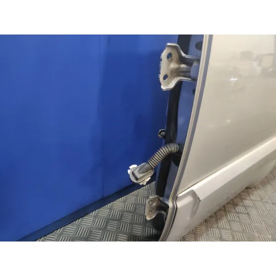 Puerta Trasera Izquierda para Kia Sorento