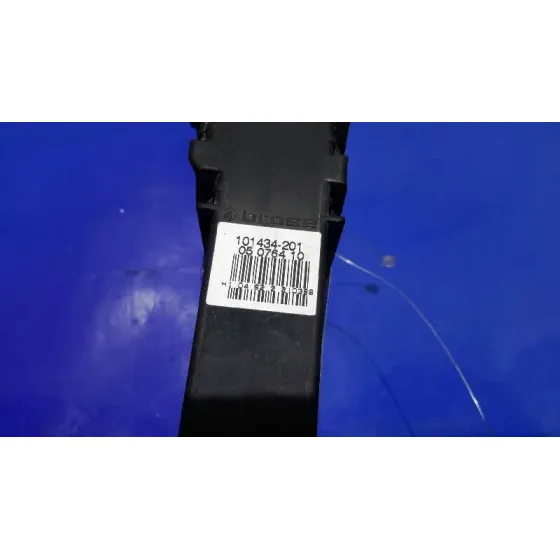 Motor Elevalunas Delantero Derecho para Volkswagen Passat Berlina (3B2)