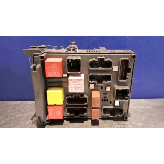 Caja Reles / Fusibles para Renault Laguna Ii (Bg0)