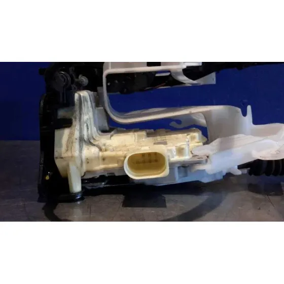 Cerradura Puerta Delantera Derecha para Volkswagen Passat Variant (3C5)