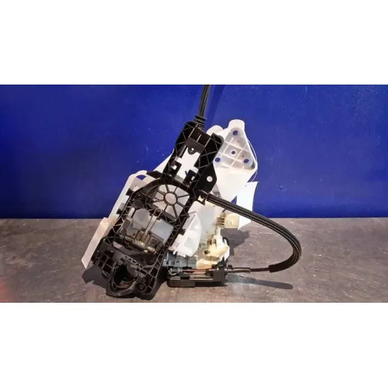 Cerradura Puerta Trasera Derecha para Volkswagen Passat Variant (3C5)
