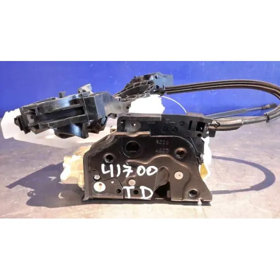 Cerradura Puerta Trasera Derecha para Volkswagen Passat Variant (3C5)