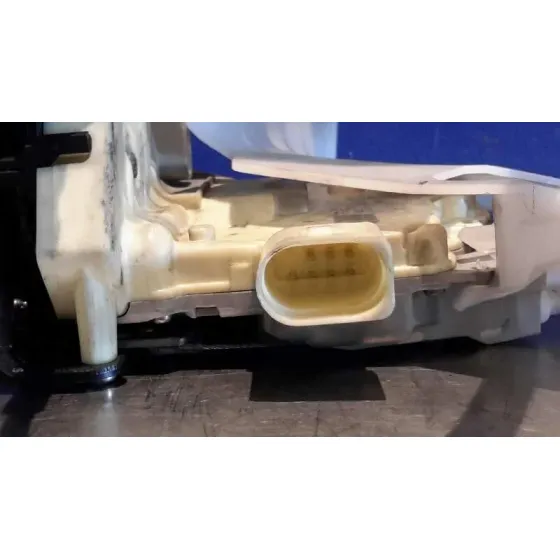 Cerradura Puerta Trasera Derecha para Volkswagen Passat Variant (3C5)