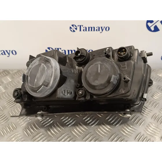 Faro Derecho para Volkswagen Passat Berlina (3B2)