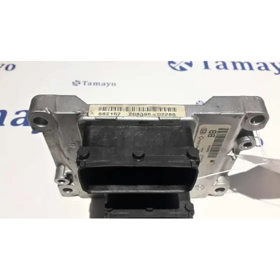 Centralita Motor Uce para Opel Corsa D