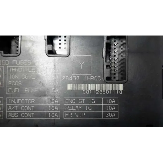 Caja Reles / Fusibles para Nissan Micra (K13)